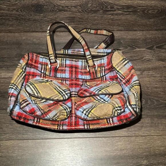 Vera Bradley Handbags - Vera Bradley bag in good condition